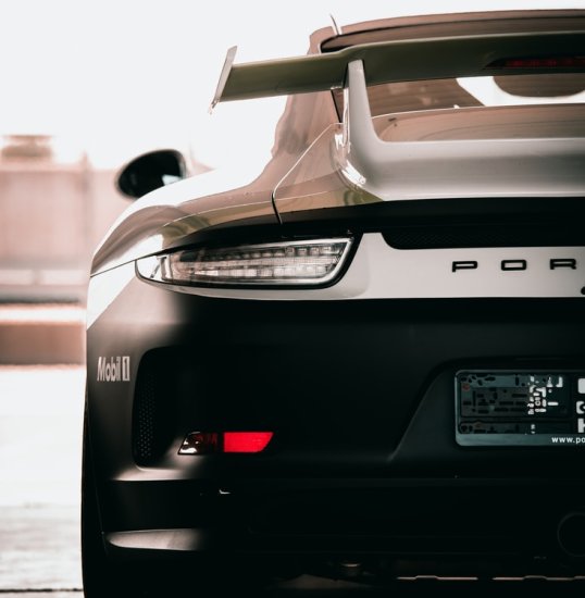 porsche.jpg